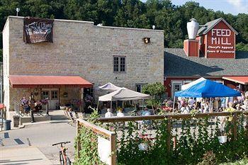 Stone Mill Hotel & Suites Lanesboro Extérieur photo